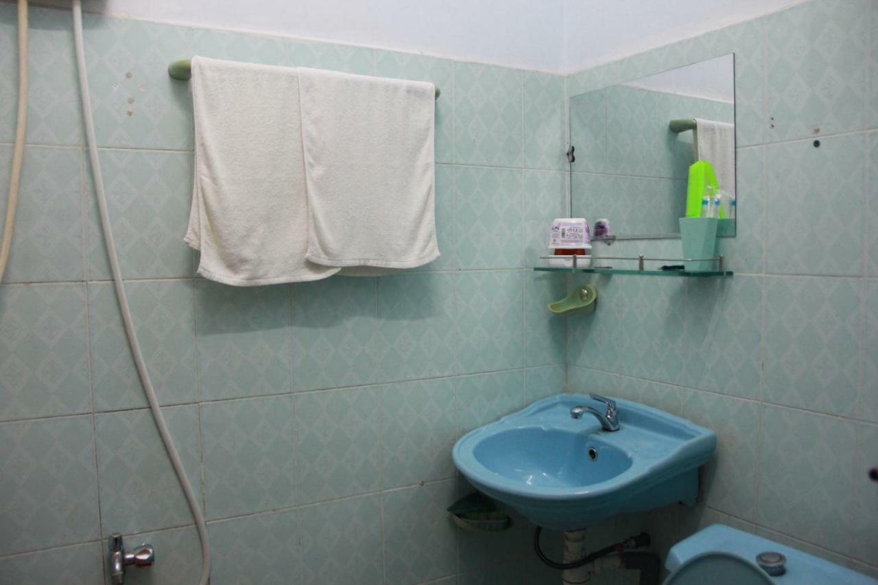 Huynh Huong Guesthouse Hà Tiên Extérieur photo